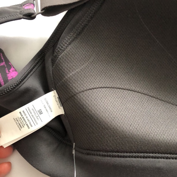 NWT Under Armour sports bra sz Small - Picture 6 of 6